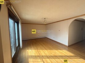 1030 Bennington St, Unit 5 in Boston, MA - Building Photo