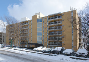 Regency Square Condominium Apartments