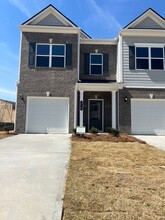 216 Dupont Dr in Cartersville, GA - Building Photo - Building Photo