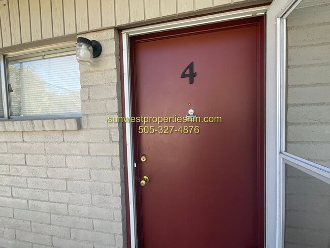 710 N Orchard Ave in Farmington, NM - Building Photo - Building Photo