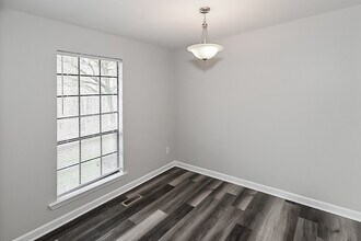 1041 Alicia Dr in Birmingham, AL - Building Photo - Building Photo