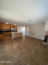 233 E Huntington Dr in Tempe, AZ - Building Photo - Building Photo