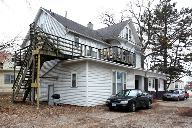 2808 Brattleboro Ave in Des Moines, IA - Foto de edificio - Building Photo