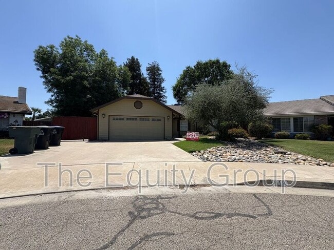 519 N Aspen St in Visalia, CA - Building Photo - Building Photo