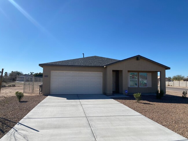 10721 W Monaco Blvd in Arizona City, AZ - Building Photo - Building Photo