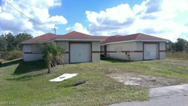 779 Bedford Dr in Lehigh Acres, FL - Building Photo