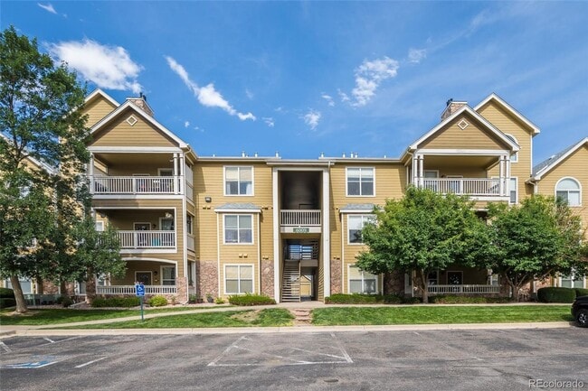 property at 6009 Castlegate Dr W