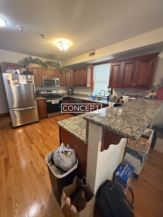 104 Allston St in Boston, MA - Building Photo