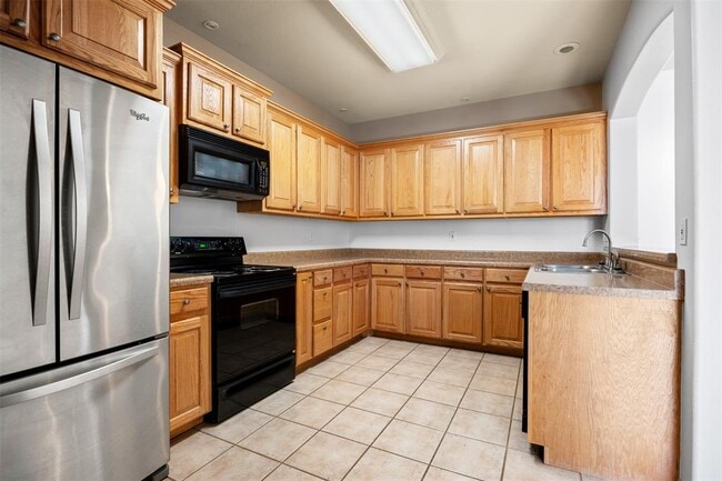 112 Clearwater Ct in Canyon Lake, TX - Building Photo - Building Photo