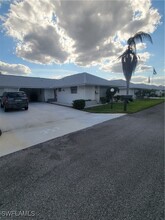 359 Westpark Rd in Lehigh Acres, FL - Building Photo - Building Photo