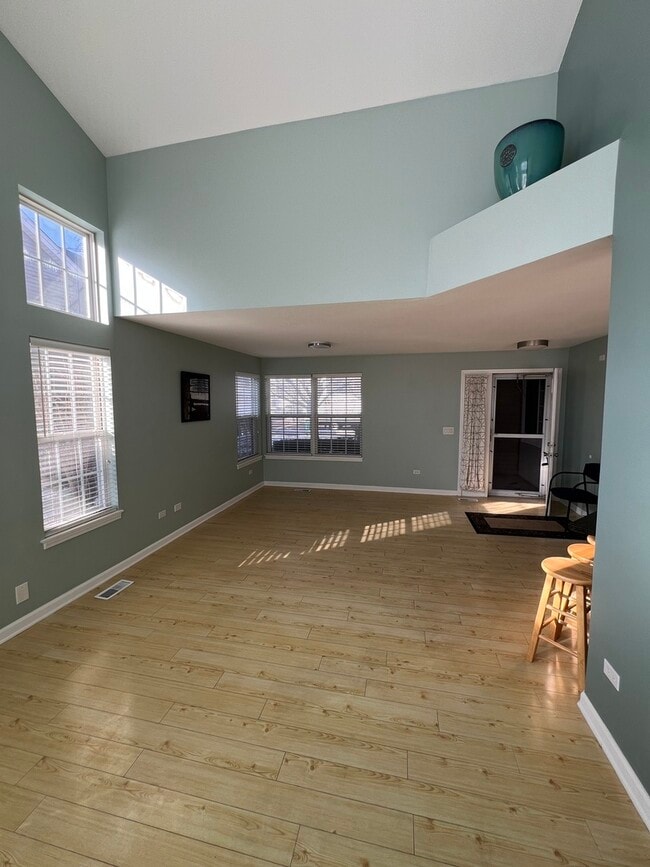 157 Concord Ln in Carol Stream, IL - Building Photo - Building Photo