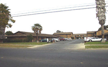 Mountain View Apartments in Merced, CA - Building Photo - Building Photo