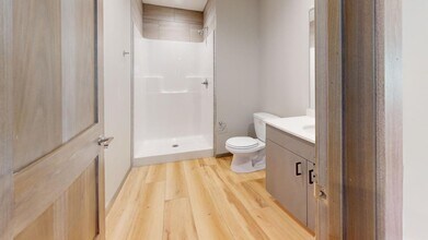 718 13th Ave SE in Minneapolis, MN - Building Photo - Building Photo