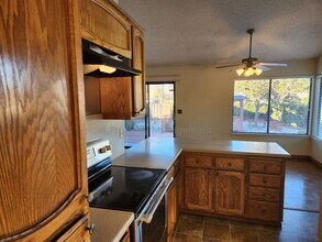 129 Julian Way in Pleasant Hill, CA - Building Photo - Building Photo