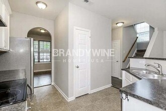3825 Fircrest Dr in Charlotte, NC - Building Photo - Building Photo