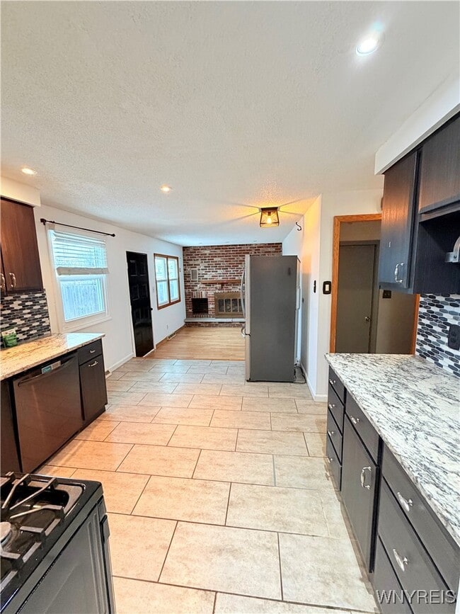 property at 79 E Toulon Dr