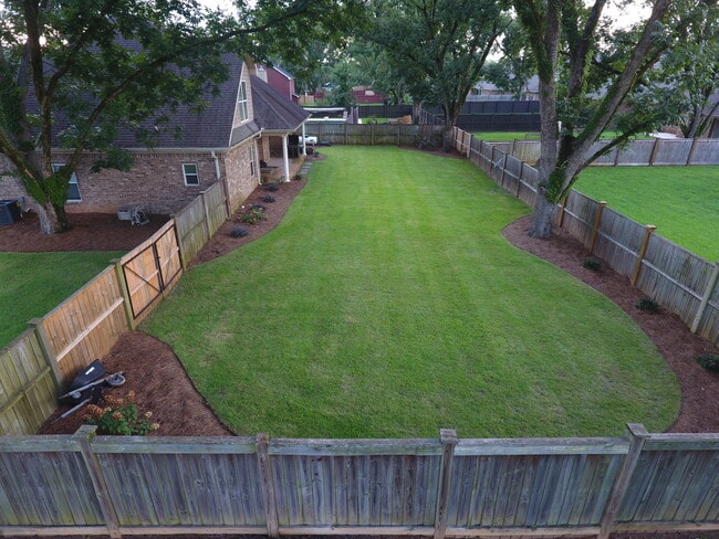 208 Red Hawk Pointe in Kathleen, GA - Building Photo - Building Photo