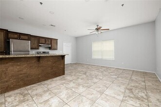 416 E 5th St, Unit A2 in Weslaco, TX - Building Photo - Building Photo