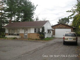 2866 Golfside Rd in Ann Arbor, MI - Building Photo