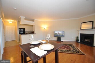 4550 Strutfield Ln in Alexandria, VA - Building Photo - Building Photo
