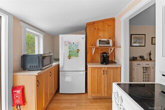 30 Bungalow Ln in Ocean Beach, NY - Building Photo - Building Photo