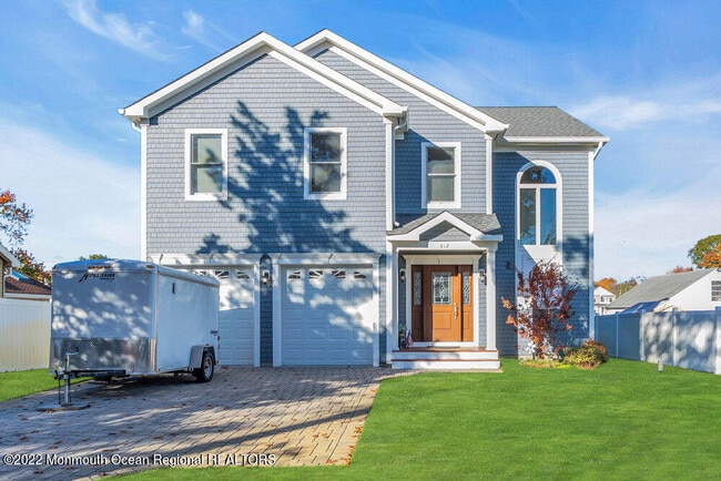 property at 612 Lake Ave