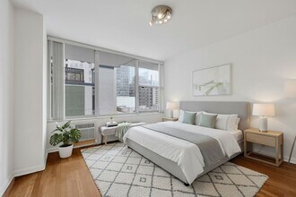 1000 N Lake Shore Dr in Chicago, IL - Foto de edificio - Building Photo