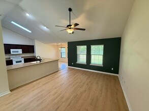 1681 Village Pkwy in Gulf Breeze, FL - Building Photo - Building Photo