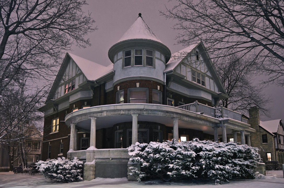 The Victorian in Green Bay, WI - Foto de edificio