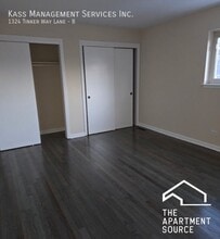 1324 Tinker Way, Unit 723 in Glenview, IL - Building Photo - Building Photo