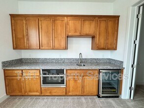 10315 Marama Wy in Elk Grove, CA - Building Photo - Building Photo