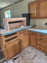 1033 Kim Ln in Vermillion, SD - Building Photo - Building Photo