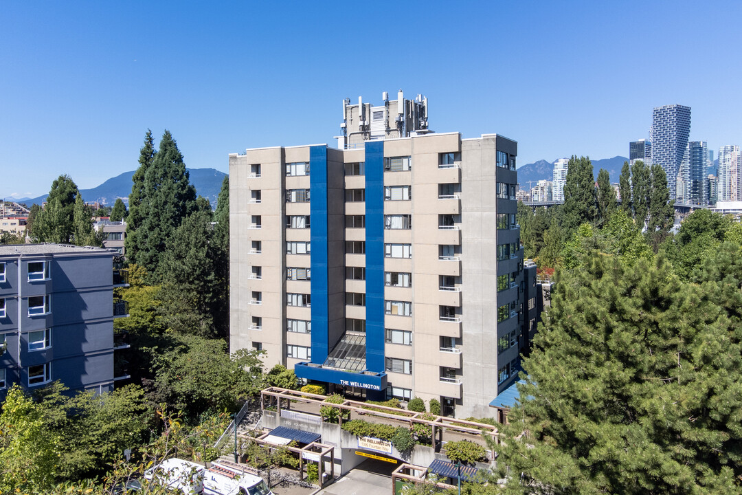 The Wellington Tower & Townhomes in Vancouver, BC - Building Photo