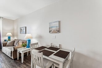 9896 S Thomas Dr, Unit SI ID1523318P in Panama City Beach, FL - Foto de edificio - Building Photo