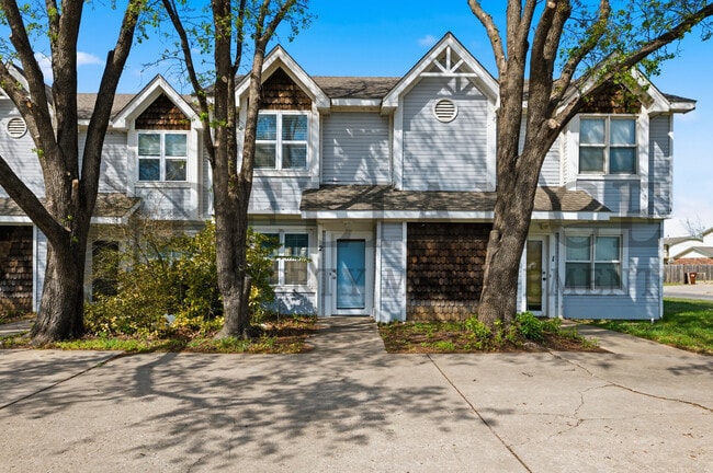 property at 7302 W Douglas Ave