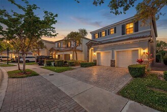 19278 NE 6th Ave in Miami, FL - Building Photo - Building Photo