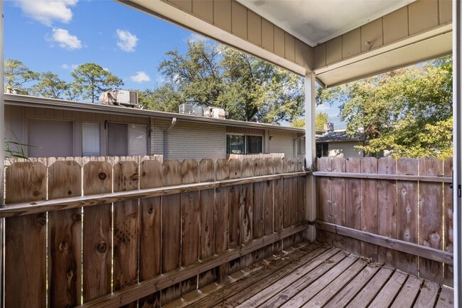 property at 909 Silber Rd