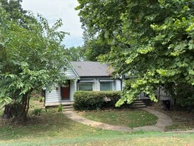 2009 S Q St in Fort Smith, AR - Building Photo