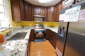 12142 SW 50th Ct in Cooper City, FL - Building Photo - Building Photo