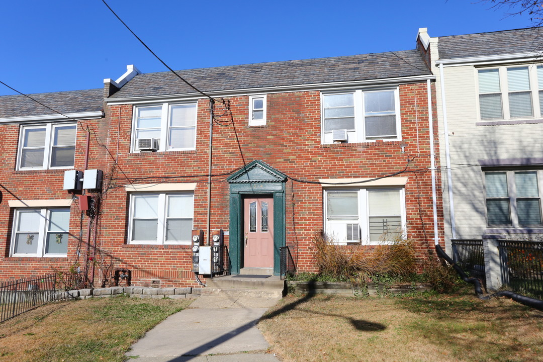 1314 Downing Pl NE in Washington, DC - Building Photo