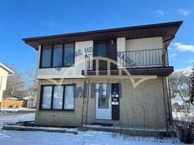 6580 N 73rd St in Milwaukee, WI - Building Photo