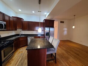 4856 S Prairie Ave in Chicago, IL - Building Photo - Building Photo