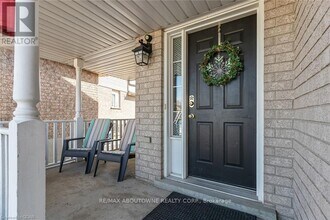 53 Boulder Crescent in Guelph, ON - Building Photo - Building Photo