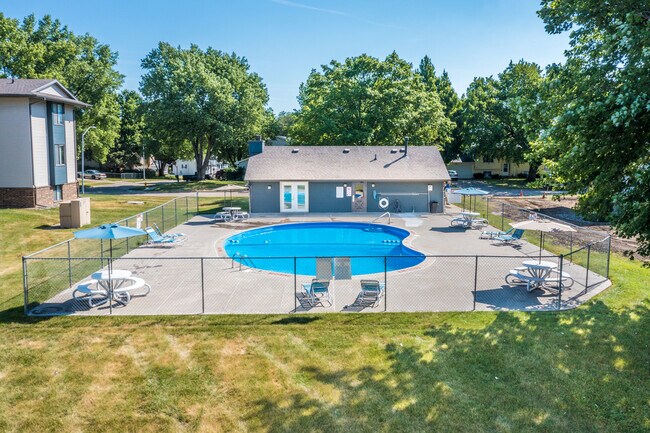 Element Urbandale photo'