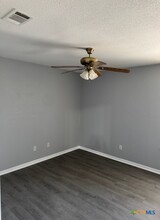 3506 Littleleaf Dr-Unit -A in Killeen, TX - Foto de edificio - Building Photo