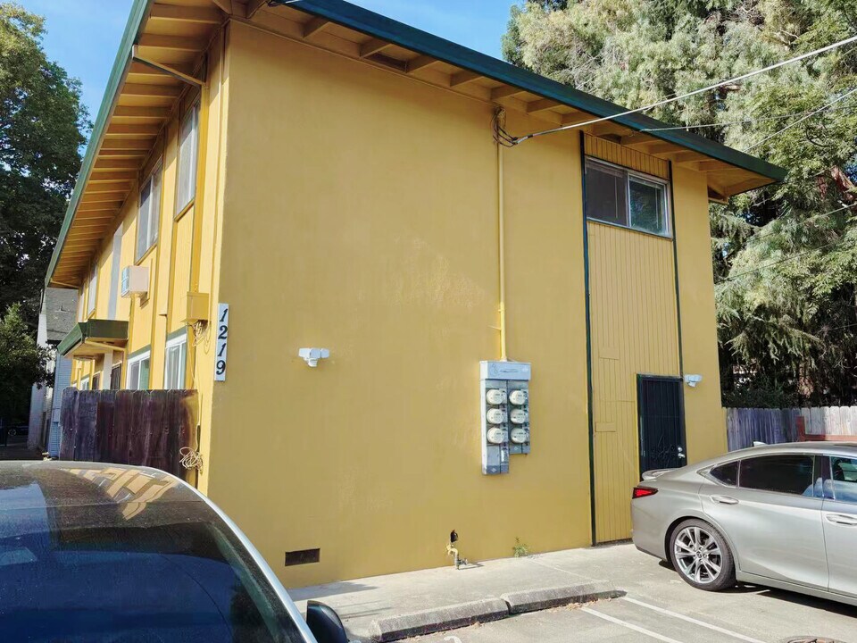 1219 T St, Unit 1219 T St Apt3 Sacramento in Sacramento, CA - Foto de edificio