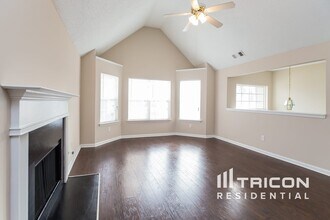 11569 Registry Blvd in Hampton, GA - Foto de edificio - Building Photo