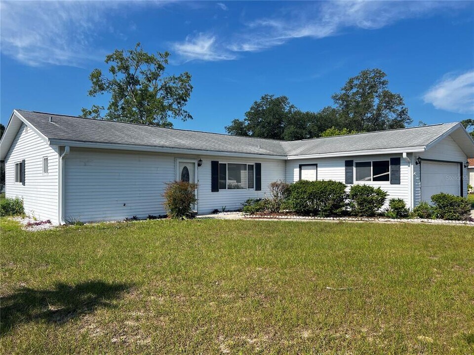 8304 SW 107th Pl in Ocala, FL - Building Photo