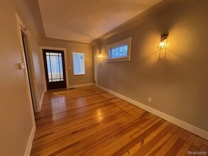 2815 Grayson St in Ferndale, MI - Building Photo - Building Photo