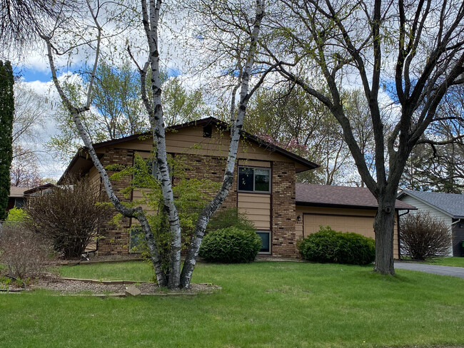 property at 2431 Mounds Ave